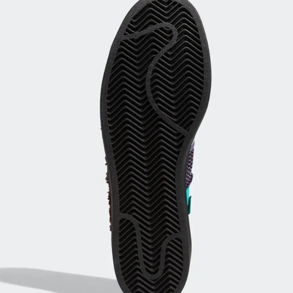 Size 6 - Adidas Men\'s Pharrell Williams X Superstar Human Race main image 15